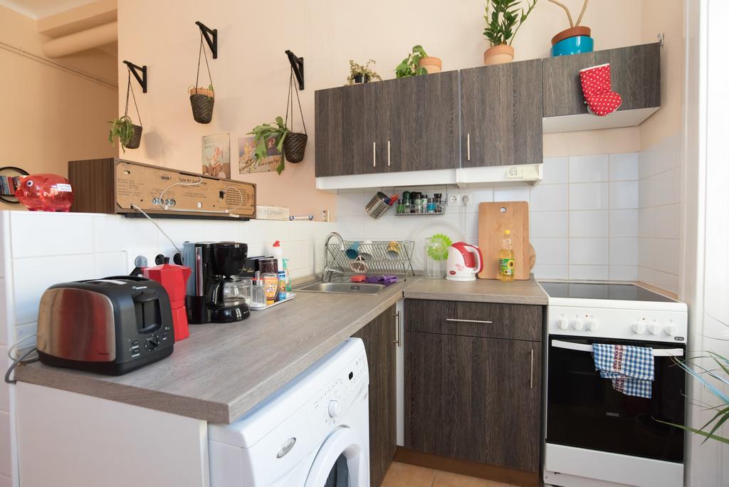 Downtown Oasis Vandrarhem Budapest Exteriör bild